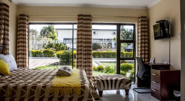 Номер Economy Retreat Lodge and Conference Centre