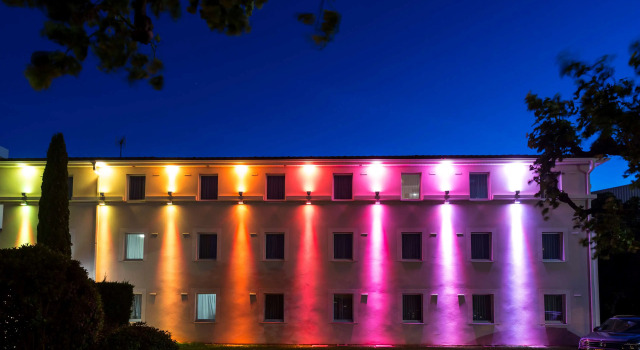 Kyriad Valence Nord Bourg-Les-Valence, Buchen Sie Hotel Valence Gard