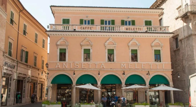 Il Casale di Giovanna, Rezerwuj Hotel Hotele w Offida z basenem, Basen