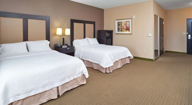 Четырёхместный люкс Hampton Inn & Suites Decatur