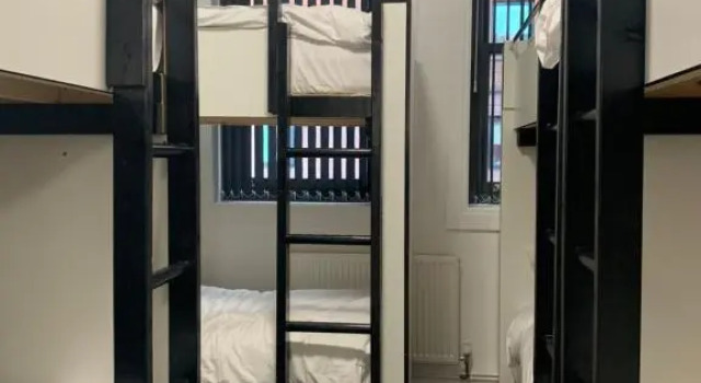 Кровать в общем номере (женский номер) Rahman Hostel