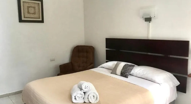 Quinta Los Grillos B&B, Varaa Bed and Breakfast Atlixco State of Puebla