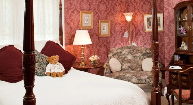 Номер Comfort Churchill Manor