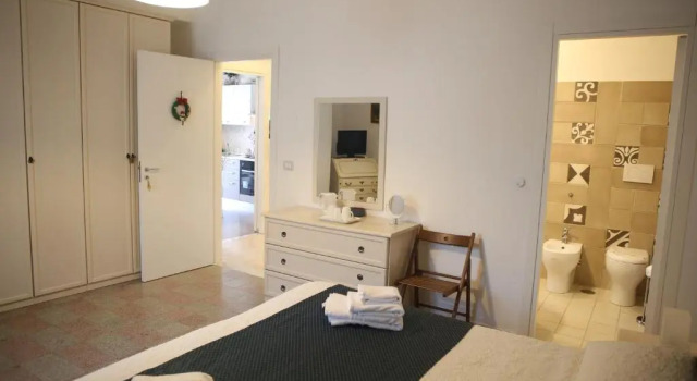 Corsomessina64, Book Hotel Crotone Calabria