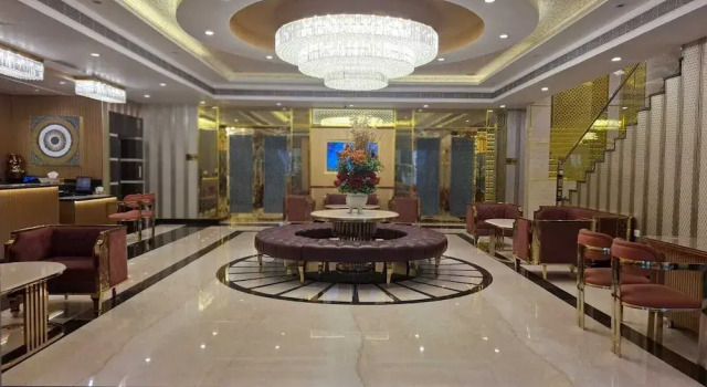 Grand Continental Hotel