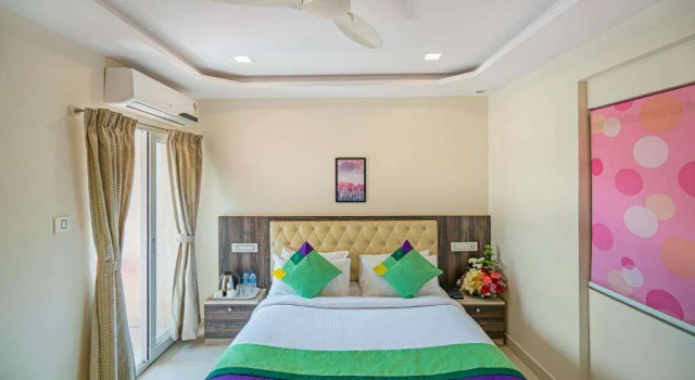 Treebo Elite 7 Koramangala, 500m from Nexus Mall, Забронировать Отель Корамангала Бангалор, рядом с Торговый центр The Forum