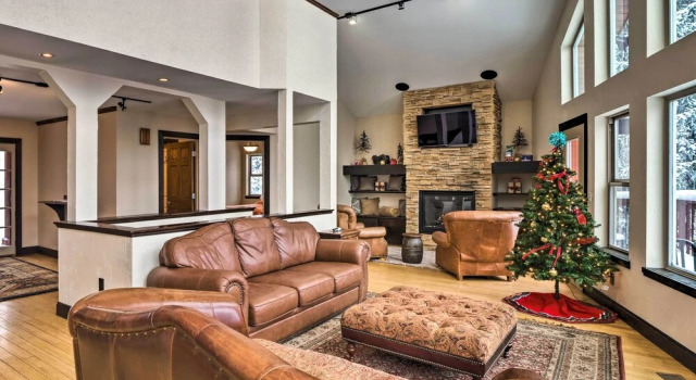 Chalet Elevation, Prenota Chalet Montgomery Reservoir Stati Uniti