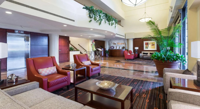 DoubleTree Suites by Hilton Hotel Cincinnati - Blue Ash, 预订 酒店 蓝灰镇 俄亥俄州