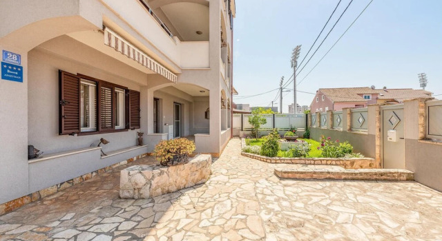 Amazing Home in Zadar With Wifi and 2 Bedrooms
