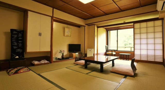 Номер Standard Momijiya Honkan Takaosansou