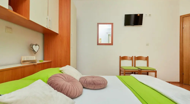 Студия Classic с балконом Apartments Zelic Tucepi