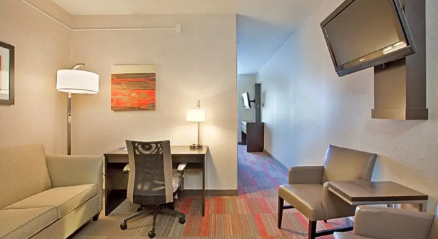 Люкс Holiday Inn Express Hotel & Suites Beatrice by IHG