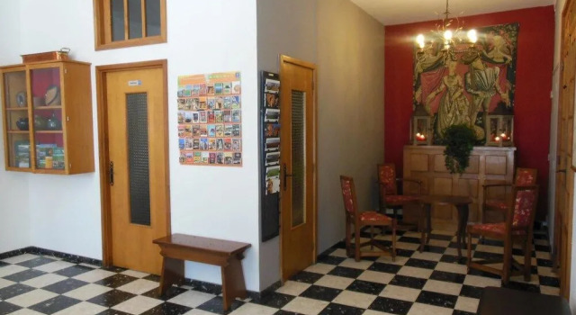 Hôtel de la Domerie, Book Hotel Saint-Chely-d'Aubrac Aveyron