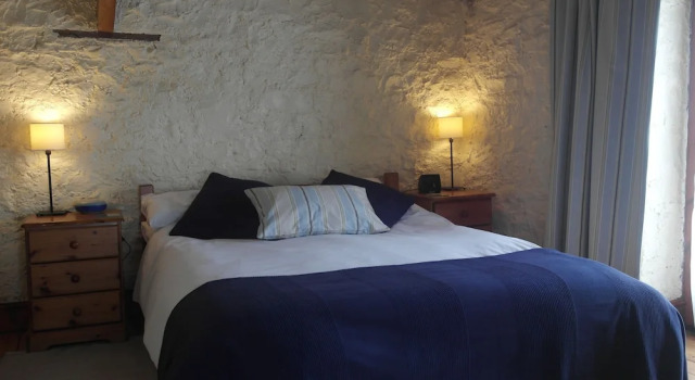 The Old Barn, Buchen Sie Bed & Breakfast Barry Vale of Glamorgan