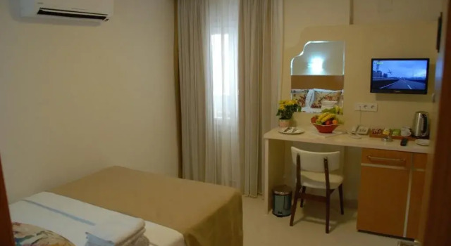 Palm Beach Hotel