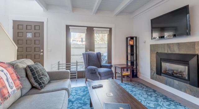 Four Seasons #4 - 2 Br Condo