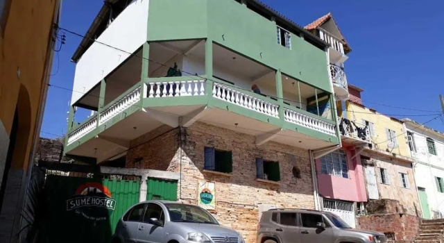 Sumé Hostel, Забронировать Хостел Отели в центре Сан-Томе-дас-Летрас с завтраком, отели в центре Сан-Томе-дас-Летрас с завтраком