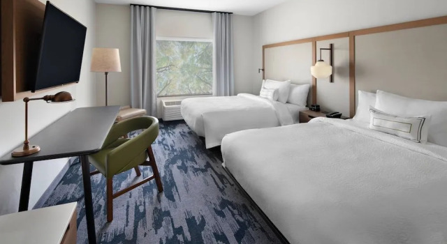 Fairfield Inn & Suites by Marriott Lake Geneva