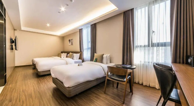 Трёхместный номер Standard WD Hotel