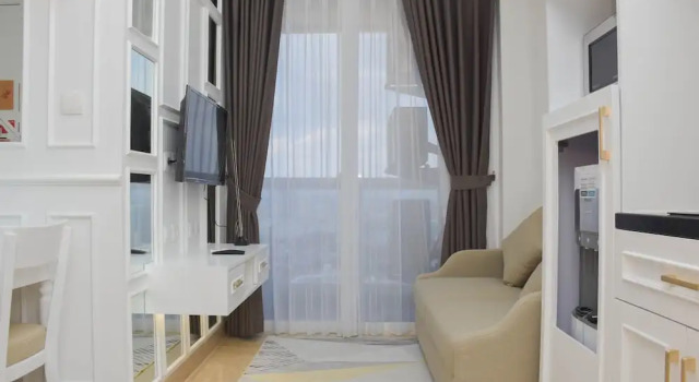 Modern And Comfy 2Br At Menteng Park Apartment