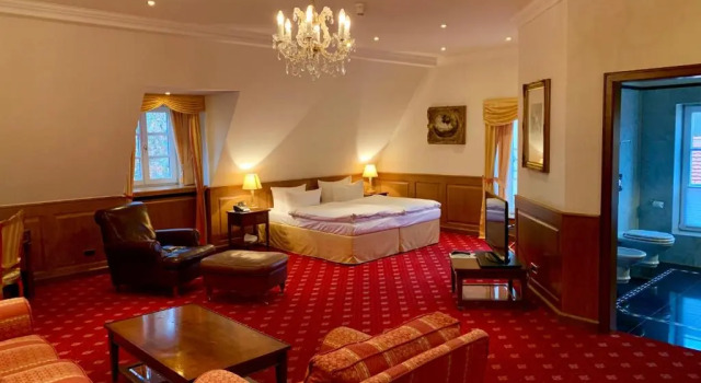 Schloss Diedersdorf, Prenota Hotel Diedersdorf Brandeburgo