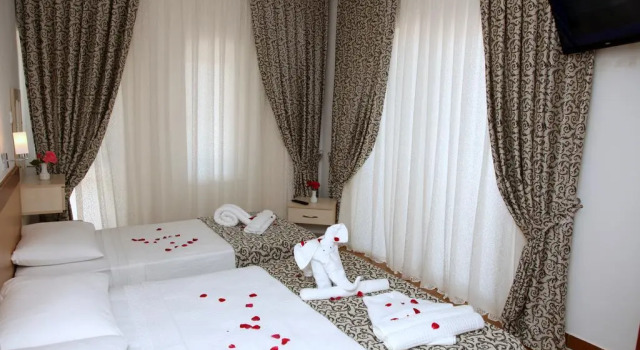 Iksirci Baba Hotel
