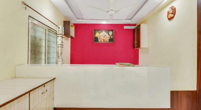 SPOT ON 61011 Geetanjali Lodge, Prenota Hotel Hotel a Puri con parcheggio, Parcheggio