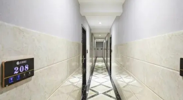 Yunchao Hotel (Maiyuqiao Subway Station)