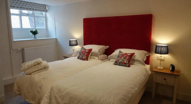The Yard House, Book Hotel Sherborne Dorset
