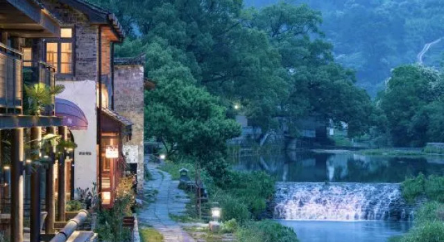 Wuyuan On The Bound Hotel, Rezerwuj Hotel Shangrao Jiangxi