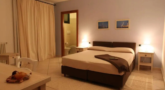 Leberides, Rezervați Hotel La Maddalena Maddalena Archipelago