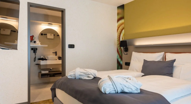 Номер Superior с балконом Hotel Helikon, Keszthely