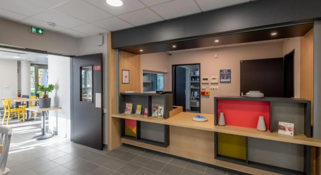 B&B HOTEL Bordeaux Langon, Réserver Chambre d'hôtes Hôtels à Graves avec parking, Parking