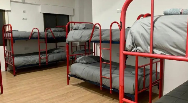 Boga Hostel, Забронировать Хостел центр города Мадрид, рядом с Дом-музей Лопе де Вега