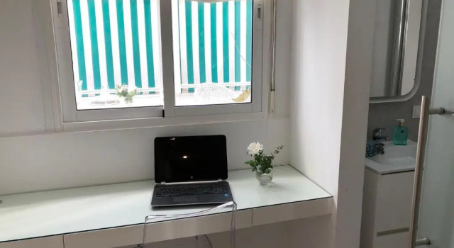 Next to the Historic Marbella-100m. from beach - Modern Nordic deco, Забронировать Отель Марбелья Коста-дель-Соль, рядом с Марина Ла Бахадилья