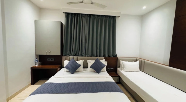 Hotel Rajdev INN