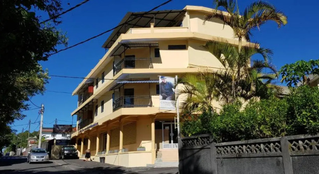 Bobato building, Book Hotel Hoteller i Central Mauritius med parkering, Parkering