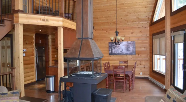Selenia Lodge- Résidences et Chalets dans les Laurentides, Buchen Sie Chalet Saint-Rémi-dʼAmherst Laurentians