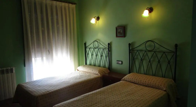 Hostal Paquita, Prenota Hotel Allepuz Teruel
