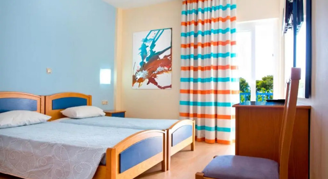 Трёхместный номер Standard с видом на море Hotel Delphi Beach - All Inclusive