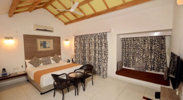 Двухместный номер Premium с балконом и с видом на сад Hummingbird Resort