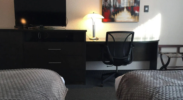 Hotel des Eskers, Réserver Hôtel Amos Abitibi-Temiscamingue