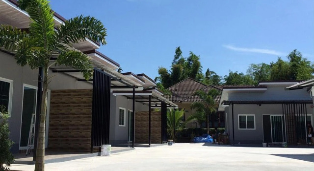 Sun & Ozone Resort