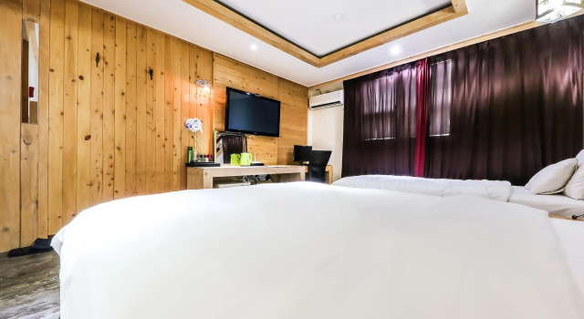 Manhatan Hotel 청주, Забронировать Отель Недорогие отели Чхонджу, рядом с Универмаг Hyundai в Чхунчхоне, недорого