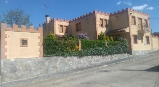 Fuerte de San Mauricio, Забронировать Отель Паласуэло-де-Ведиха Valladolid Province