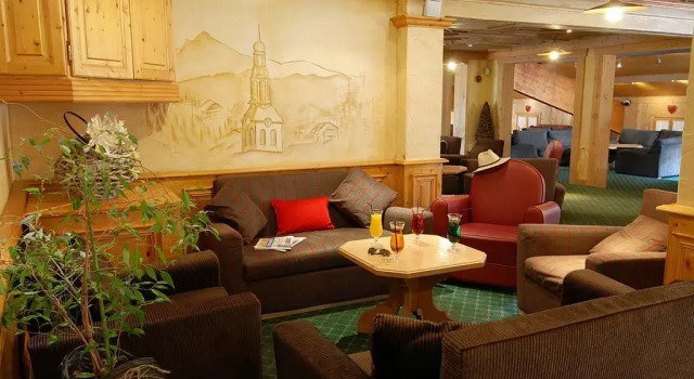 Hotel le Petit Dru, Забронировать Отель Морзин Порт дю Солей, рядом с Горнолыжный подъемник Буше