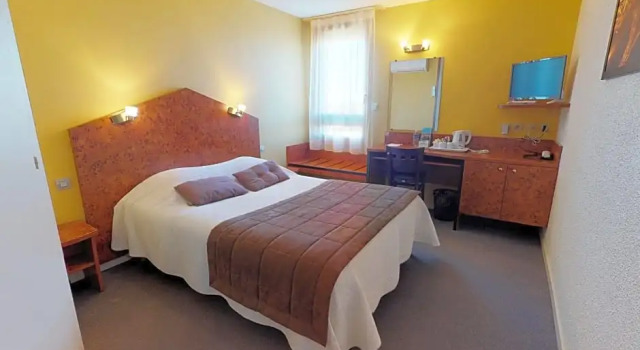 Номер Deluxe MetrHotel Basso Cambo
