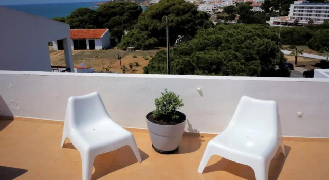 Апартаменты Golden Cliff House