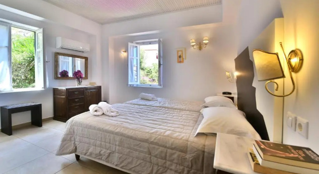 Двухместный номер Standard Mistral Hotel