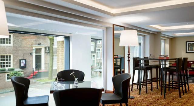 Двухместный клубный номер Renaissance Amsterdam Hotel
